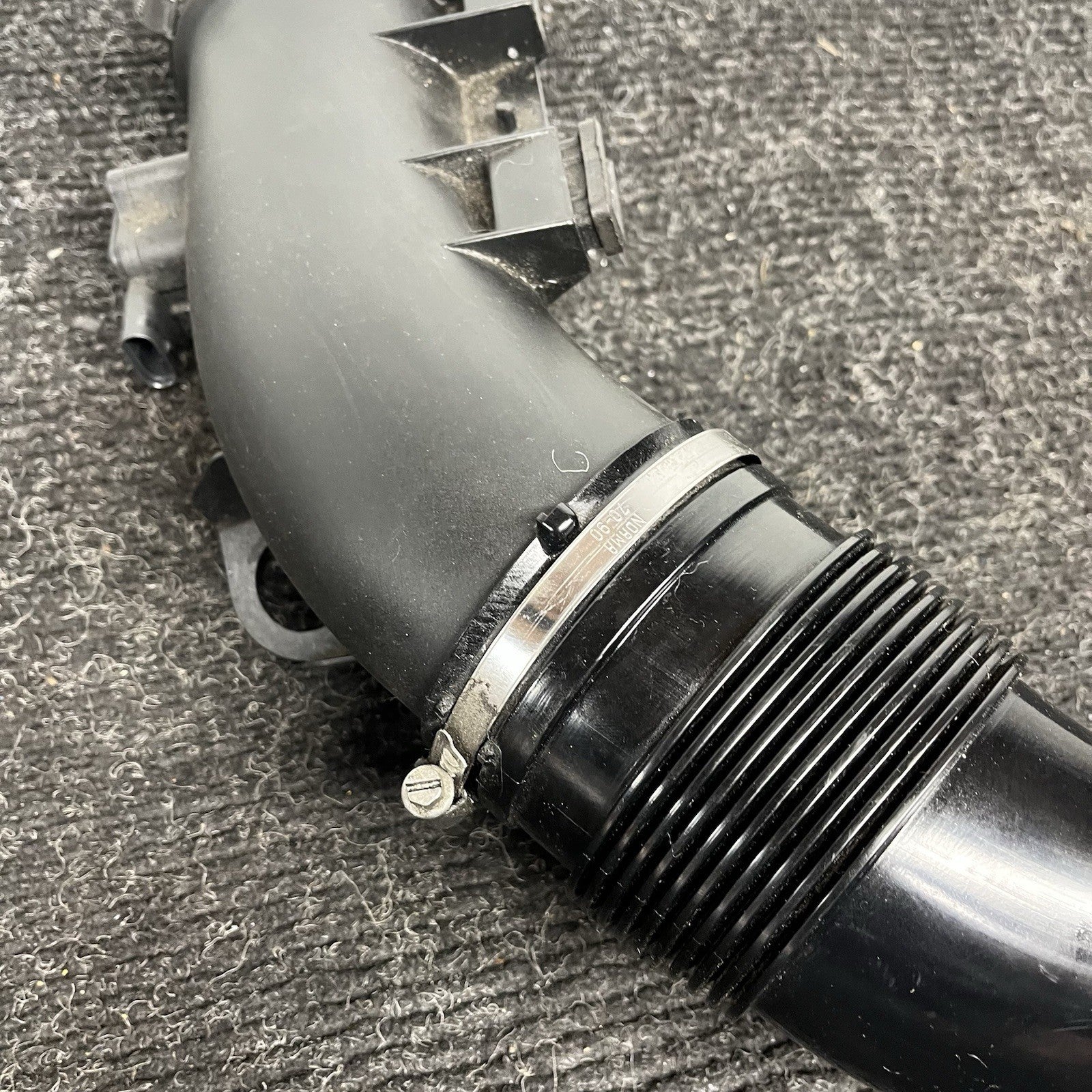 ☑️ 2011-2017 BMW F25 X3 xDrive35i N55 Air Intake Duct Hose Pipe Tube 7583714 OEM