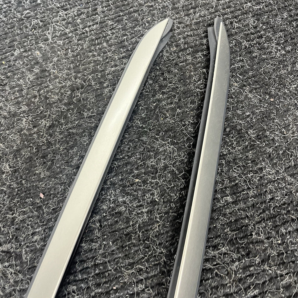☑️ 07-13 BMW E70 X5 Front Windshield Left & Right Trim Drip Molding  Set OEM