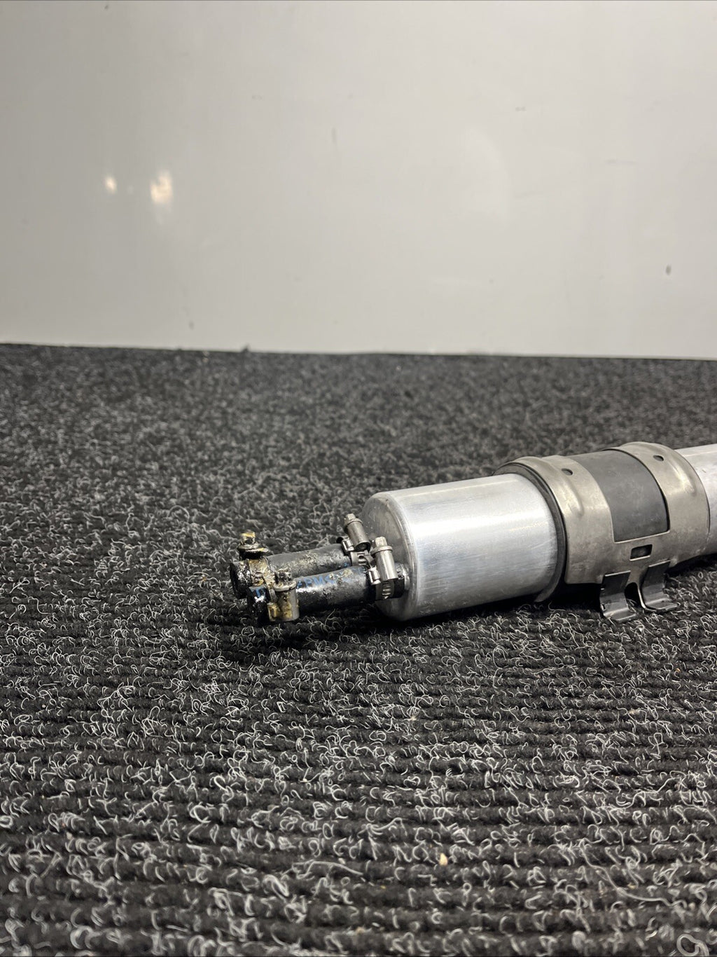 ☑️ 99-06 Bmw E46 3 Series Z3 Fuel Filter Pressure Regulator Drive Canister Oem