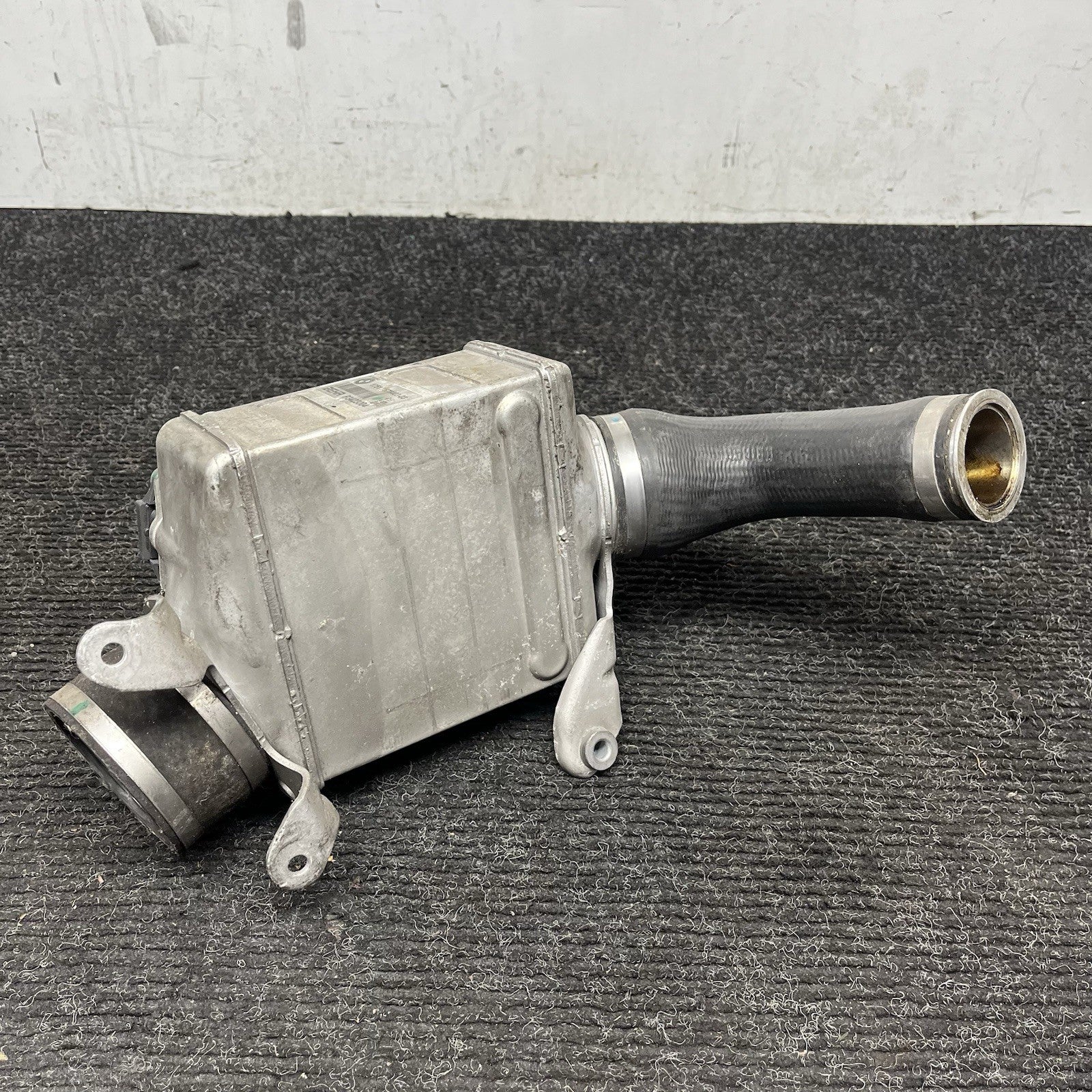 ☑️ OEM BMW F12 F06 F10 F02 550 650 N63 4.4L Engine Turbocharger Intercooler SET