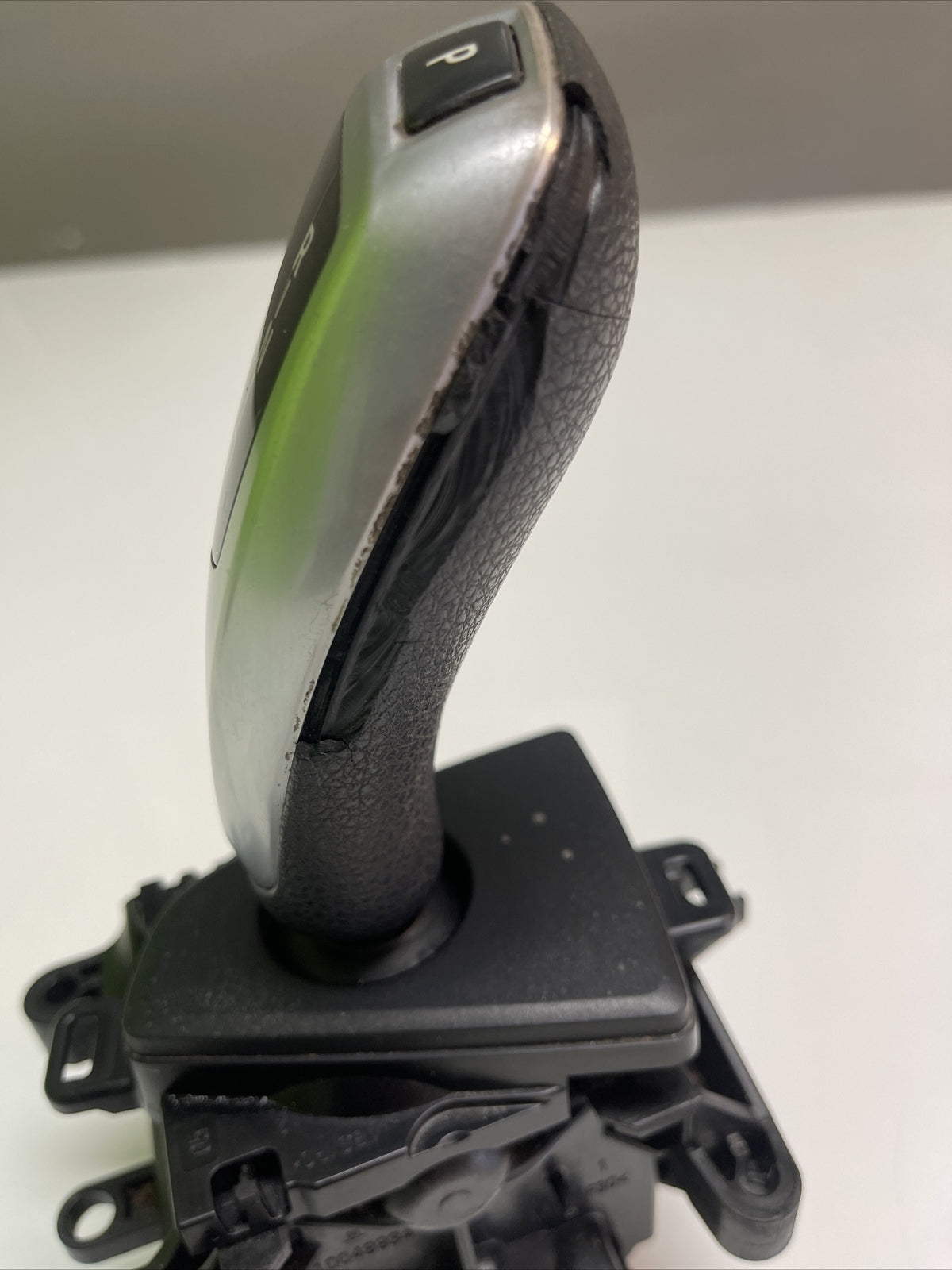 12-2019 BMW F22 F30 F31 F32 228 328 335 430 AUTOMATIC GEAR SHIFTER SELECTOR OEM