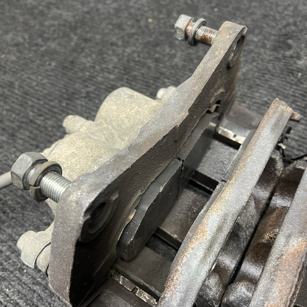 ☑️ 2015-2021 Subaru WRX OEM 2 Piston Front Brake Calipers 26292AG040 26292AG050