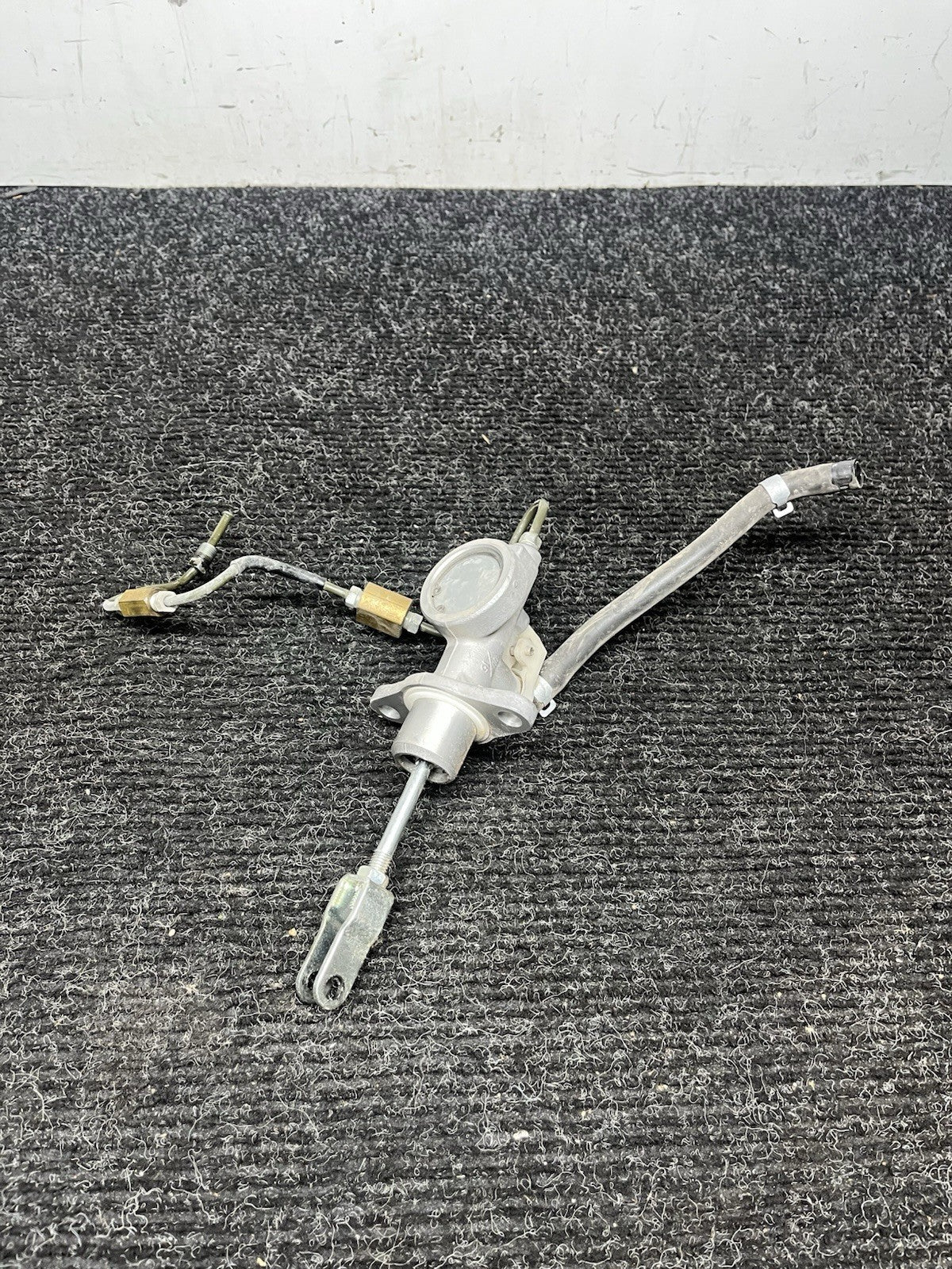 ☑️ 2015-2019 Subaru WRX STI Clutch Master Cylinder OEM 15-19