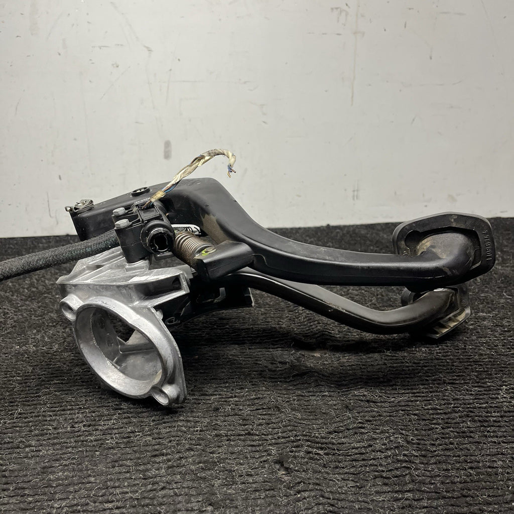 ☑️ 07-13 OEM BMW E88 E90 E92 335 MANUAL TRANSMISSION Clutch Brake Pedal Assembly