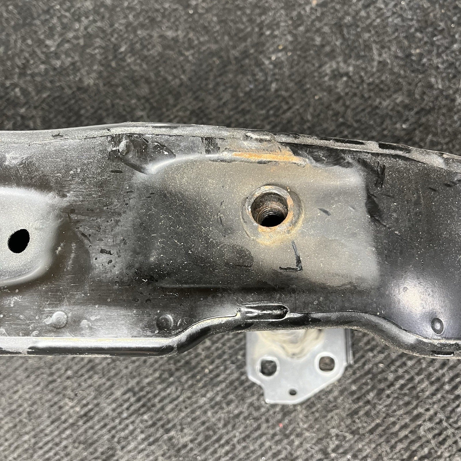 ☑️ OEM BMW E82 E88 128i 135i Front Support Frame Bumper Reinforcement Rebar Bar