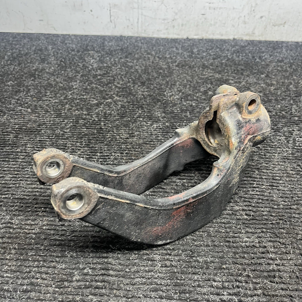 ☑️ Front Left Driver Side Strut Shock Bottom Mount OEM BMW E70 E71 X5 X6