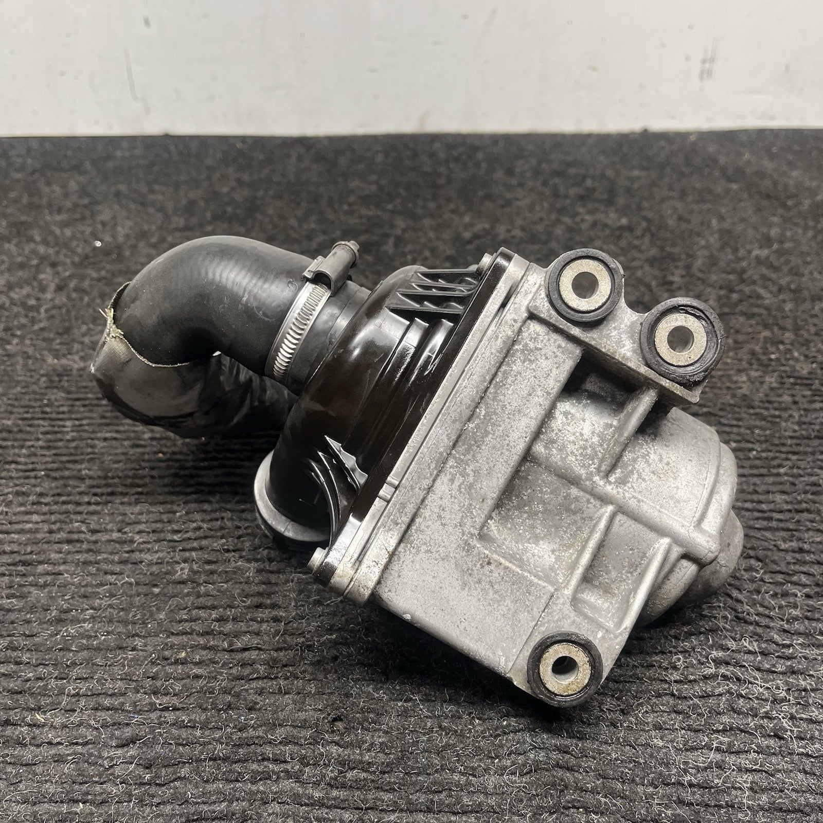 ☑️ OEM BMW E82 E90 E92 F10 F13 N54 N55 Electric Continental Water Pump