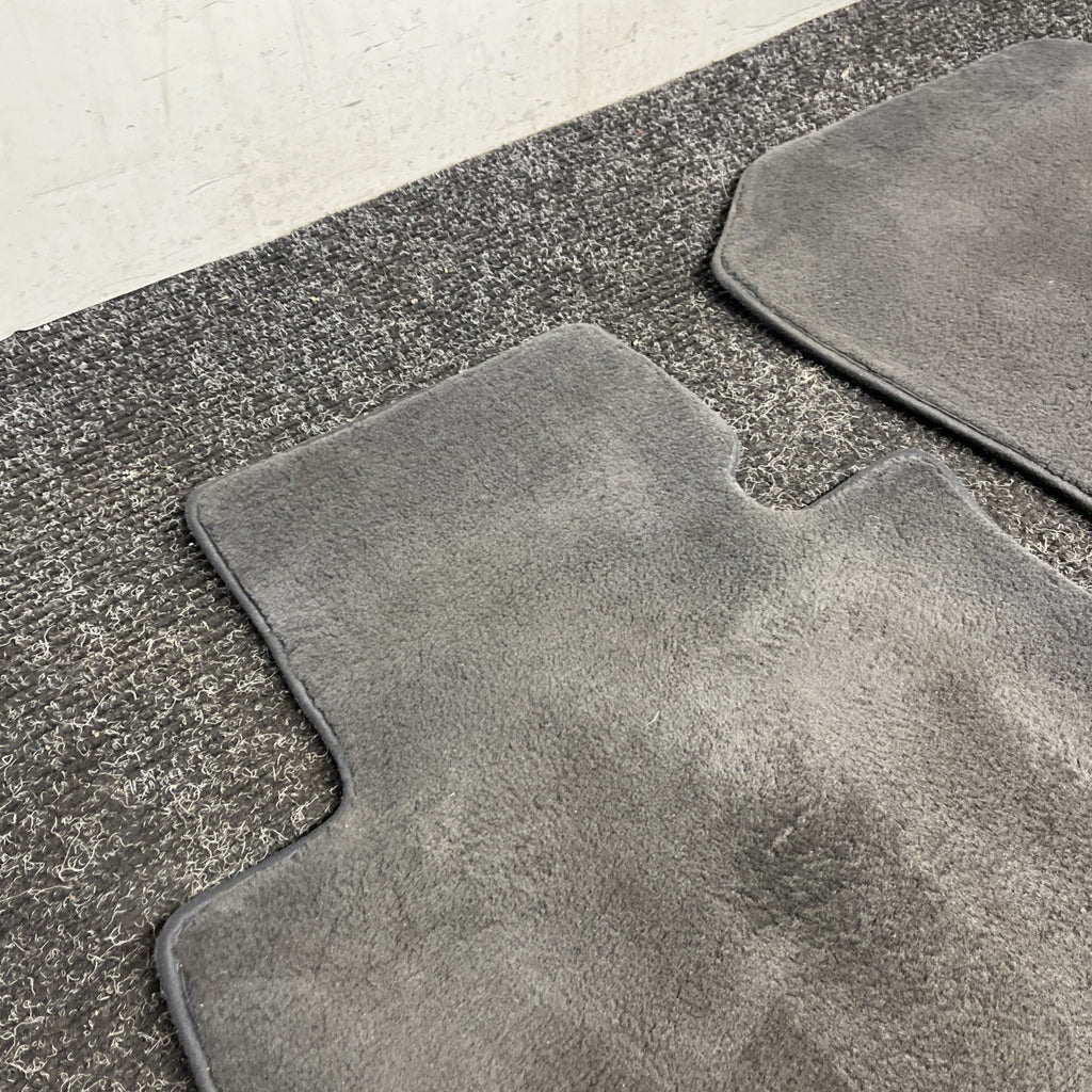 ☑️ Bmw Black Floor Mats Set Part Number 106480-11 OEM 3 And 5 Series