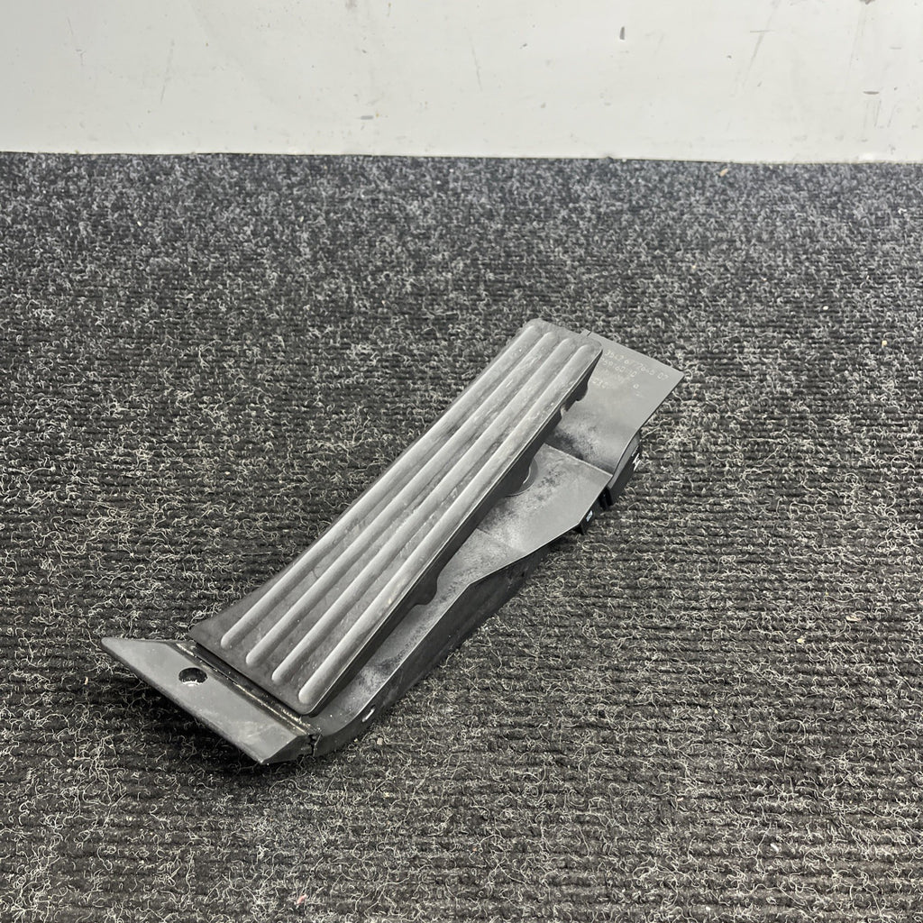 ☑️ 07-13 BMW 328i 335i E90 E92 E93 Gas Pedal Accelerator Sensor OEM 6852644