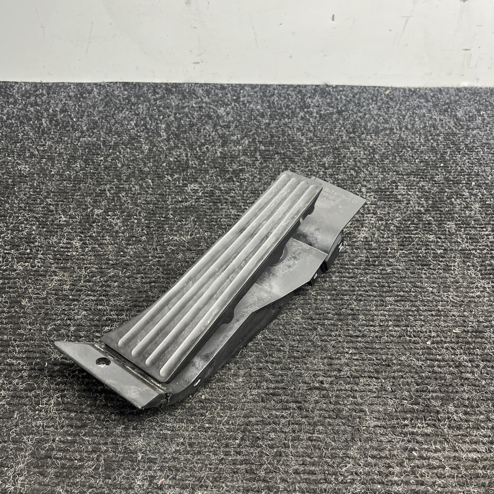 ☑️ 07-13 BMW 328i 335i E90 E92 E93 Gas Pedal Accelerator Sensor OEM 6852644