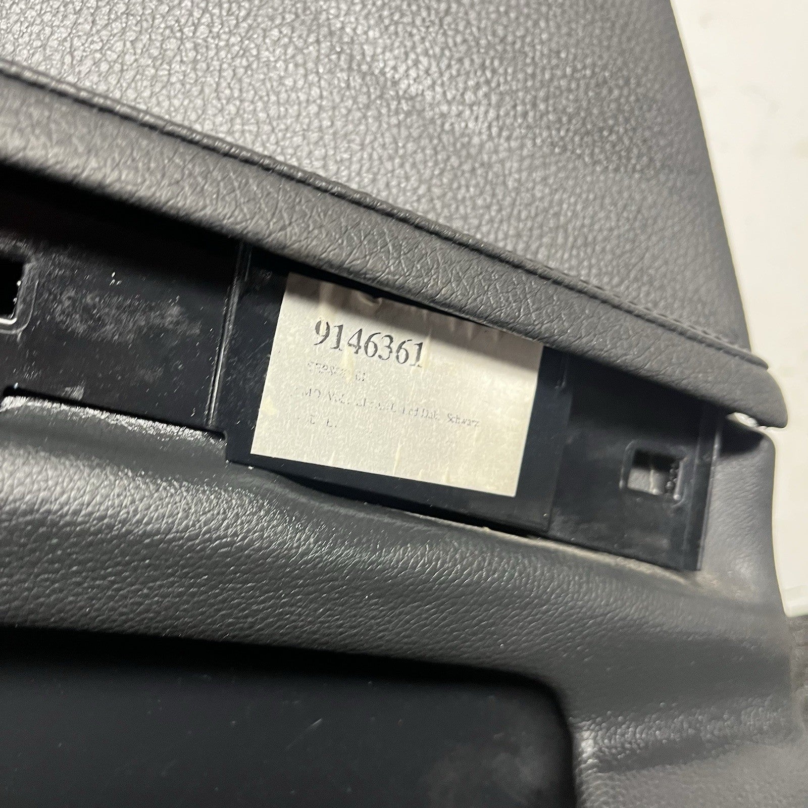 ☑️ 06-12 BMW E90 E91 OEM Driver Front Side Door Panel Cart Leather Black