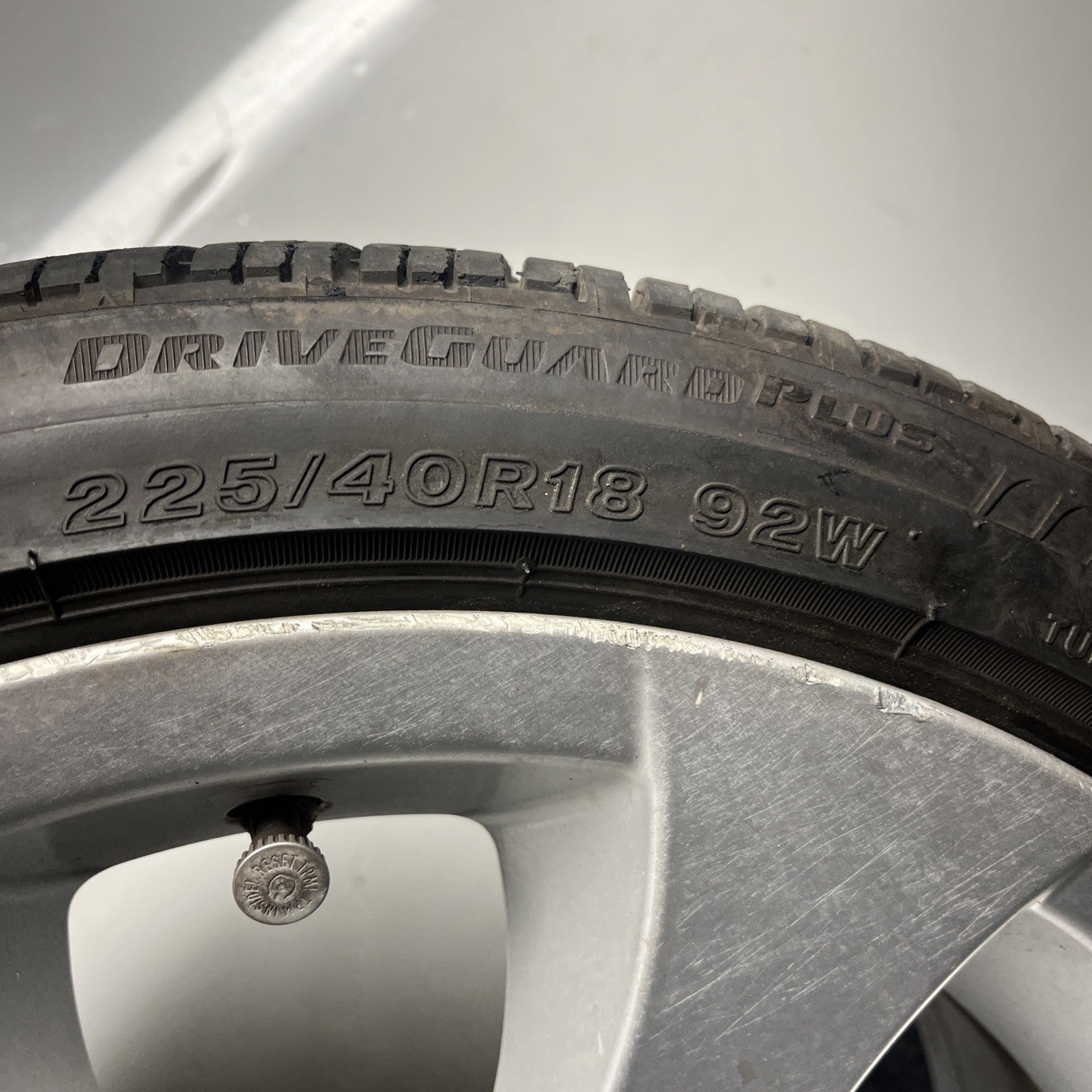 ☑️ 2006-13 BMW 335i E90 E92 18x8 STYLE 162 FRONT WHEEL RIM SILVER OEM 225/40/R18