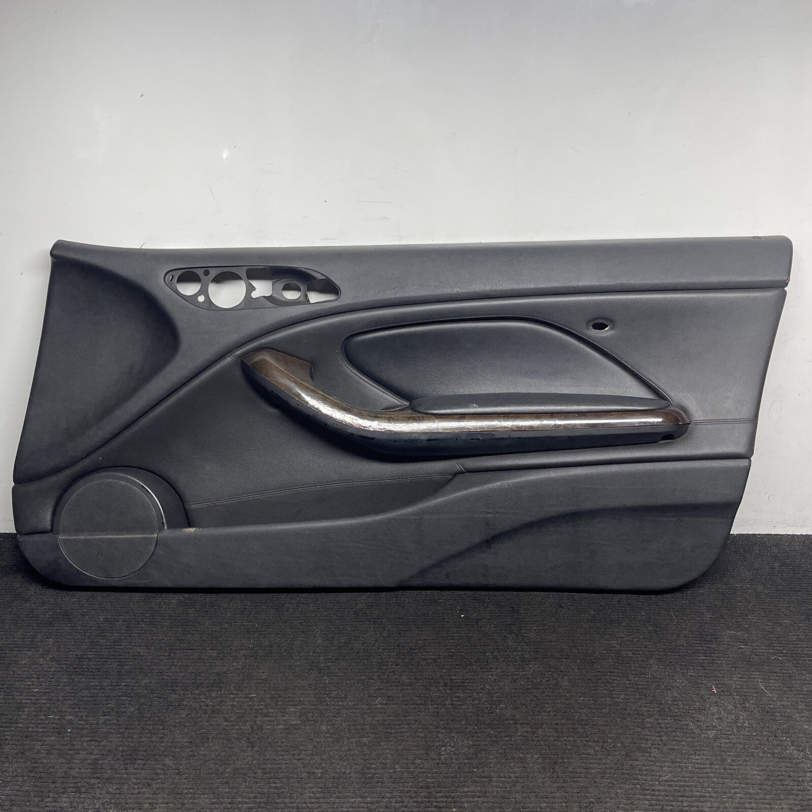 ☑️02-06 BMW E46 COUPE CONVERTIBLE PASSENGER RIGHT SIDE DOOR PANEL CARD BLACK OEM
