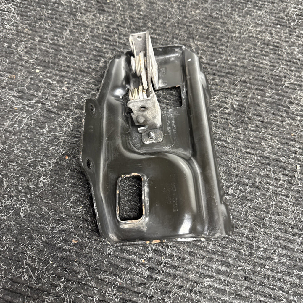 ☑️ 08-13 BMW E82 E88 135i 128i Hood Latch Release 1859512007
