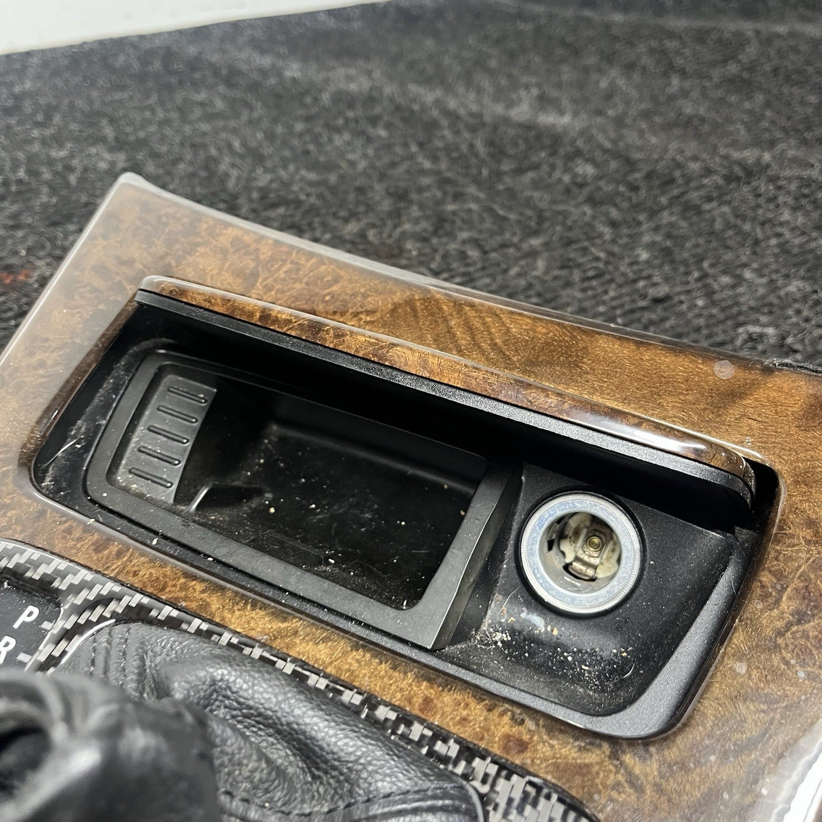 ☑️ 2006-2011 BMW E92 3-Series Coupe Center Console iDrive Wood Trim Bezel OEM