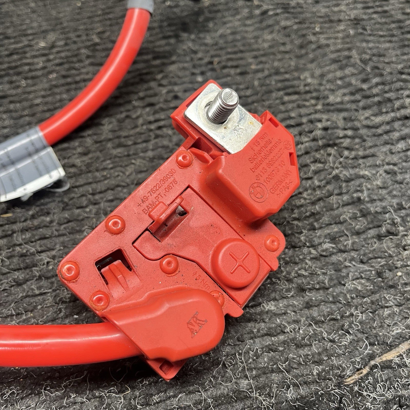 ☑️ 06-13 OEM BMW E82 E90 E92 E88 Battery Plus Pole Terminal Positive Red Cable