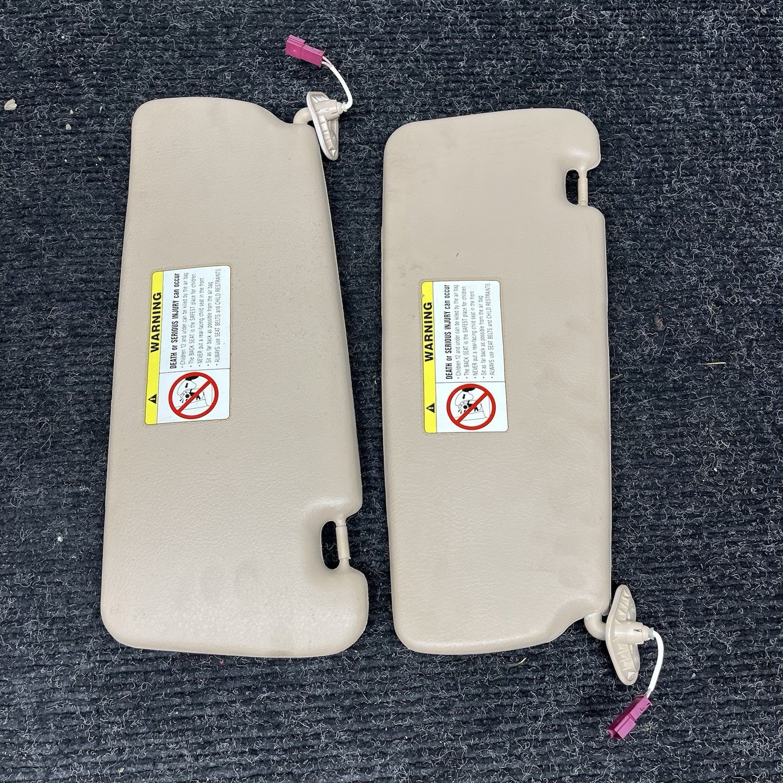 ☑️ OEM BMW E46 325i 330i Sun Visor Left Right Pair Tan 2001-2005 Sedan Coupe
