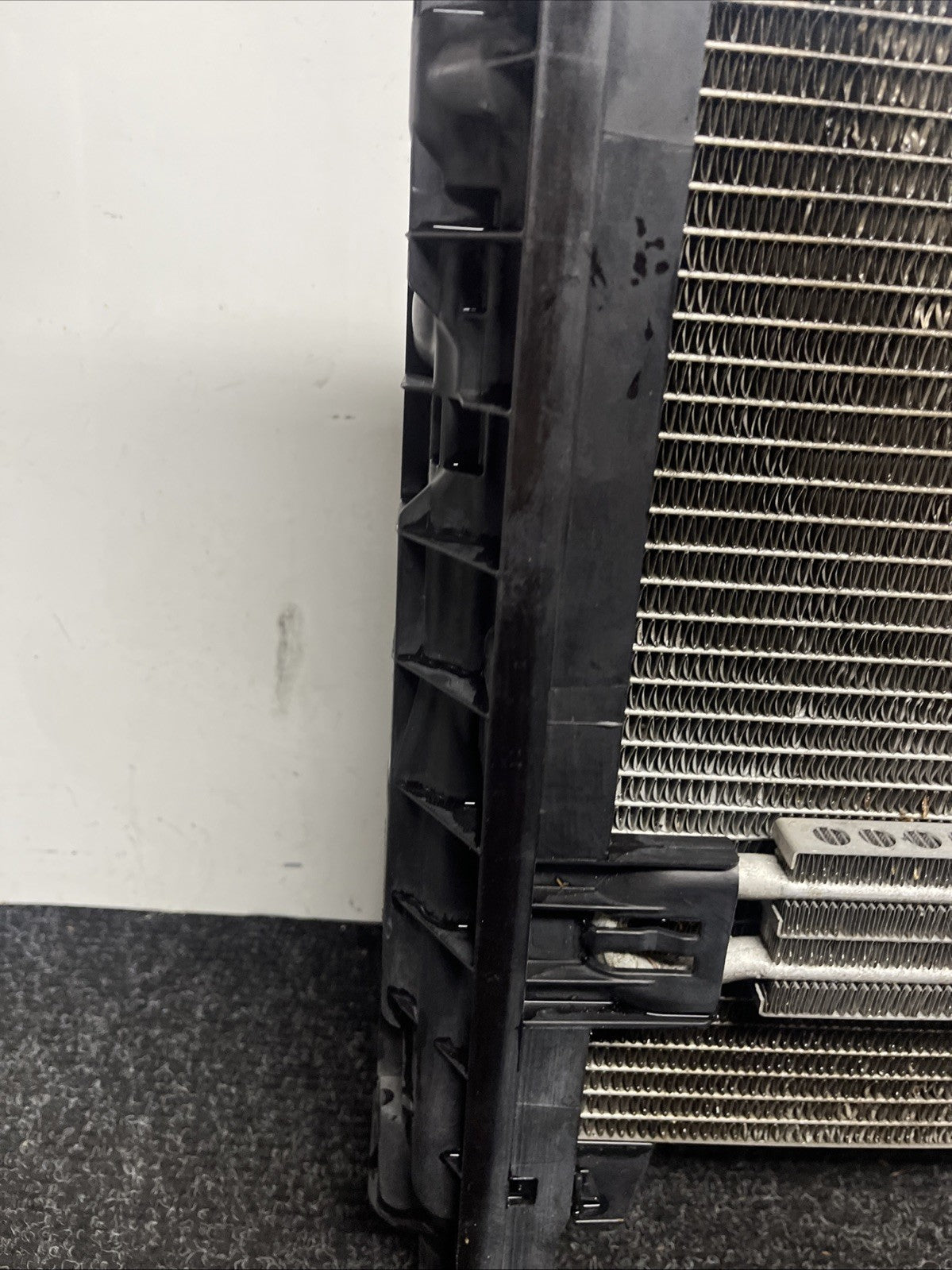 ☑️ 07-13 BMW E92 N54 335i RADIATOR A/T TRANSMISSION OIL COOLER W CONDENSER OEM