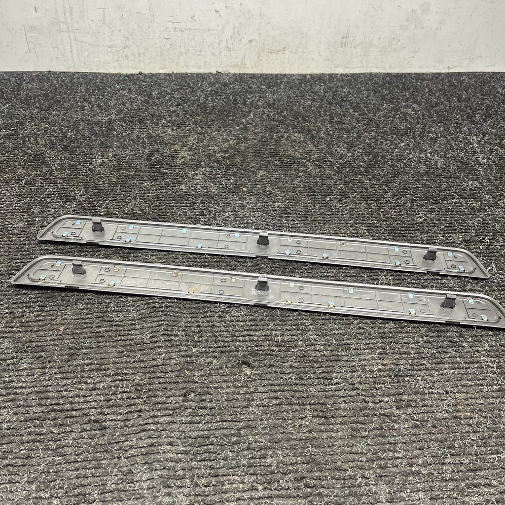 ☑️ 2008-2011 Subaru WRX STi Front Door Sill Trim Scuff Panel PAIR LH RH