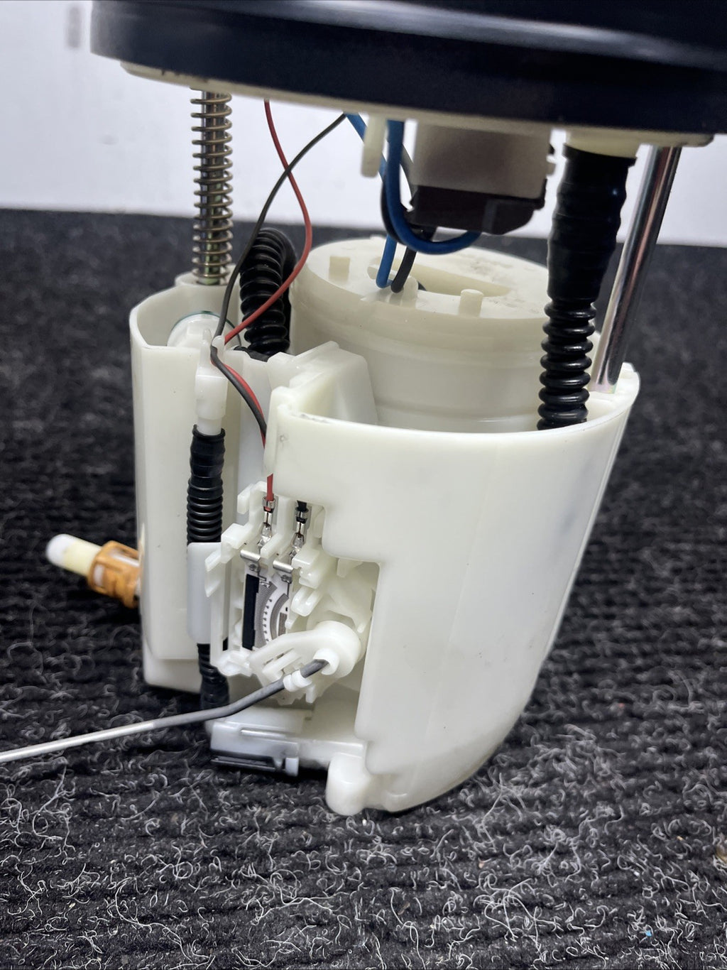 ☑️ 2013-2019 Scion Subaru FRS BRZ Fuel Pump Assembly 42021CA000 OEM