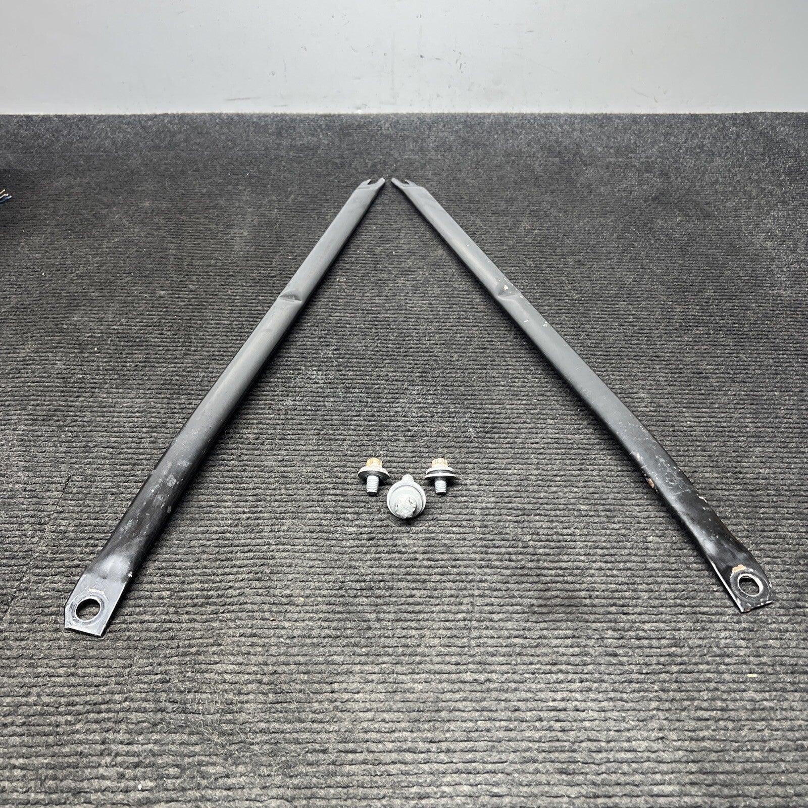 ☑️ BMW E90 E92 3 Series Hood Frame Support Strut Brace Pair Left & Right Set OEM