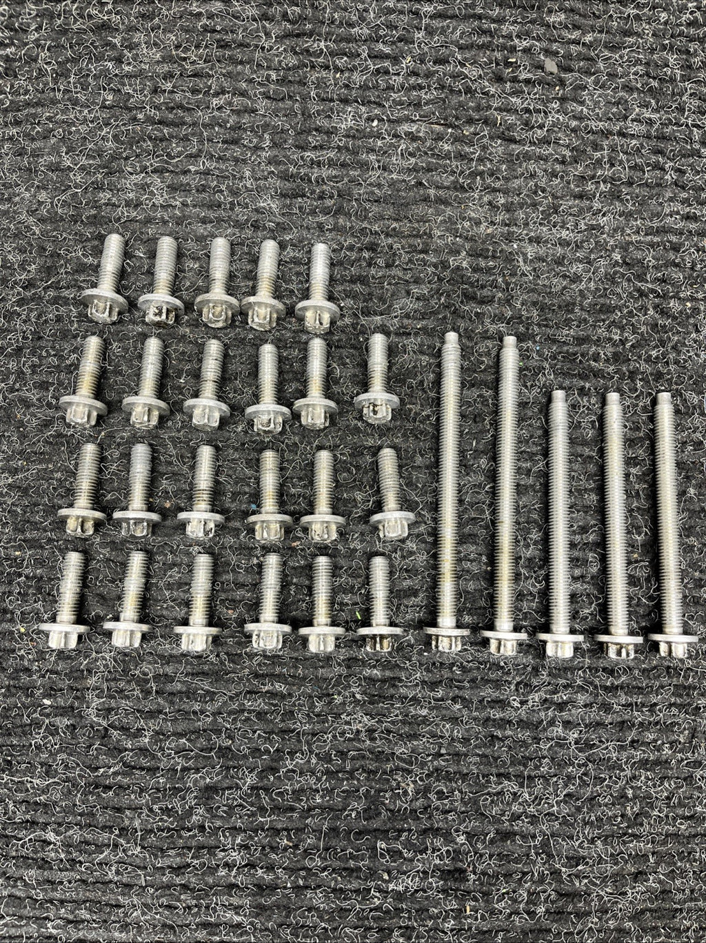 ☑️ 2007-2010 BMW 335i E90 E92 E93 E82 N54 Oil Pan Bolt  Complete Set OEM