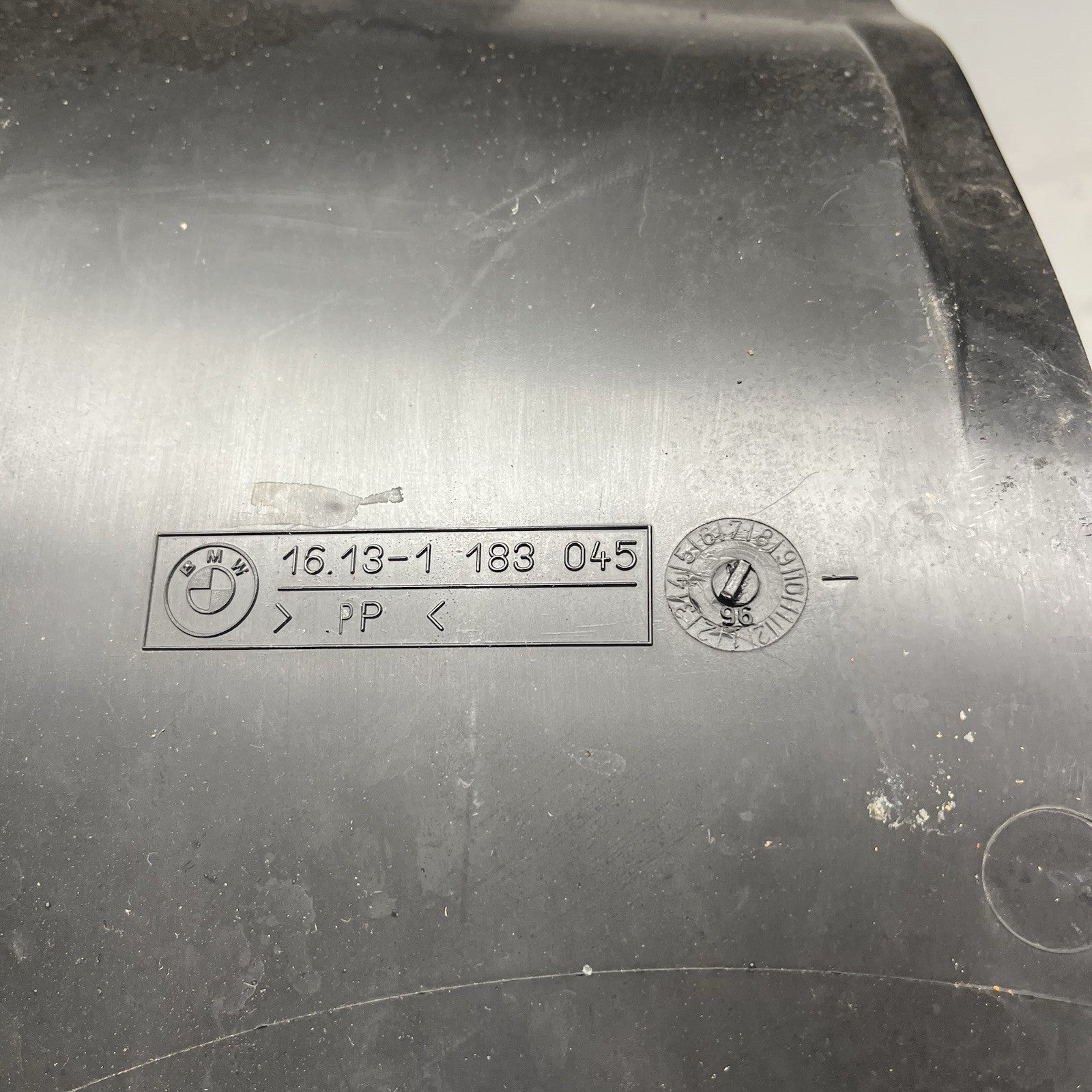 ☑️ BMW E36 318i 323i 325i 328i M3 SPARE TIRE EMISSION CHARCOAL CANISTER COVER
