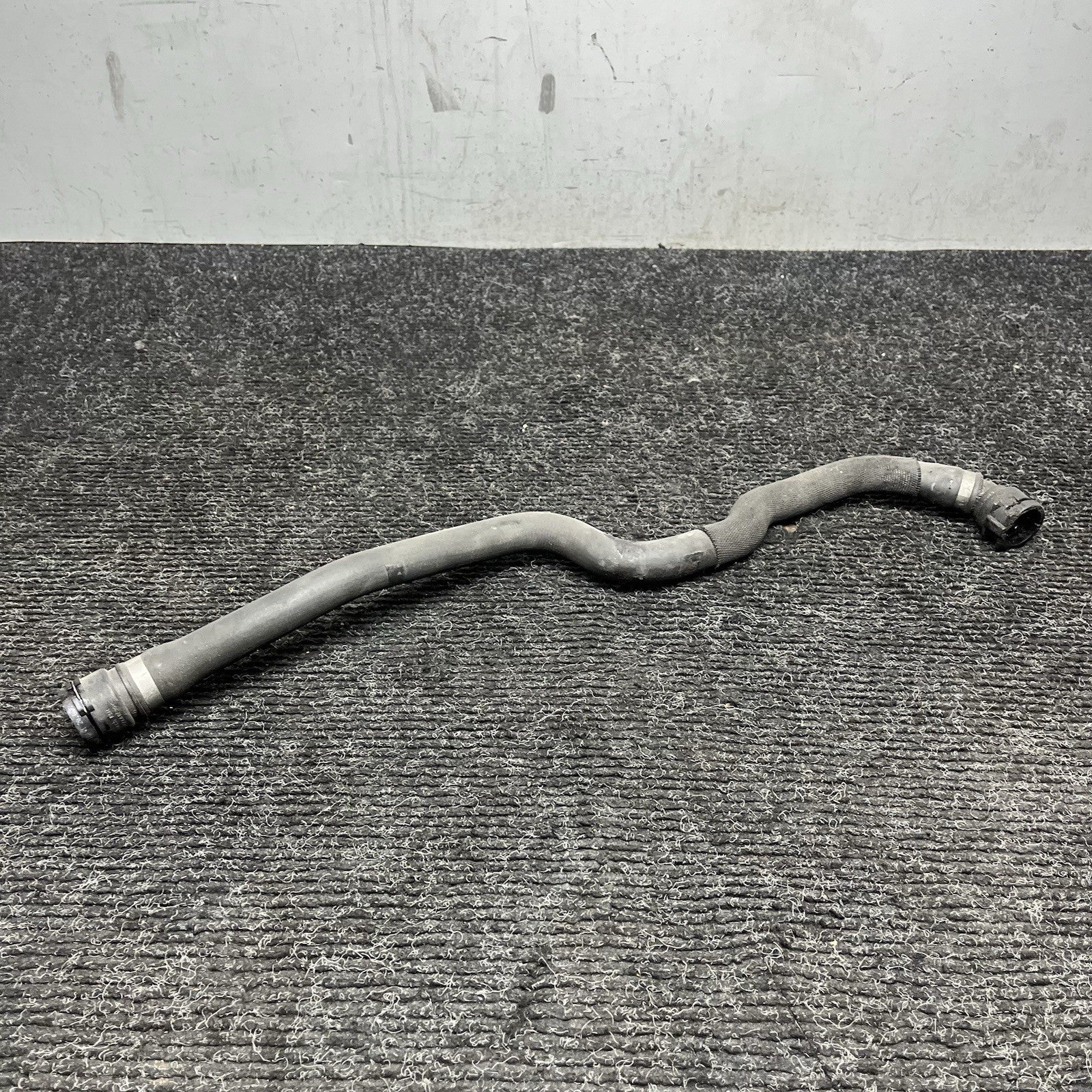 ☑️ 08-13 BMW E90 E92 E93 M3 HEATER COOLANT EXPANSION TANK RETURN HOSE