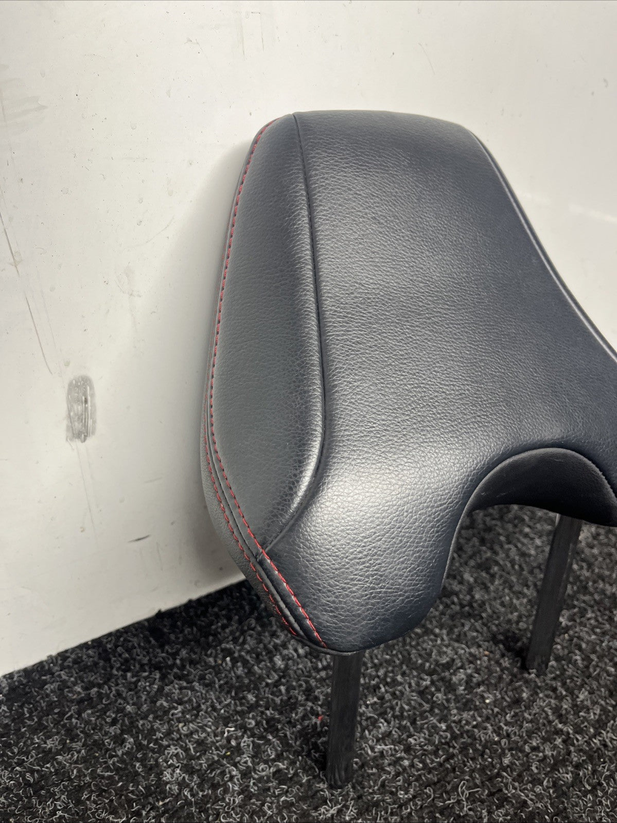 ☑️ 2013-2018 SCION FRS GT86 FRONT SEAT LEATHER RED STITCH HEAD REST