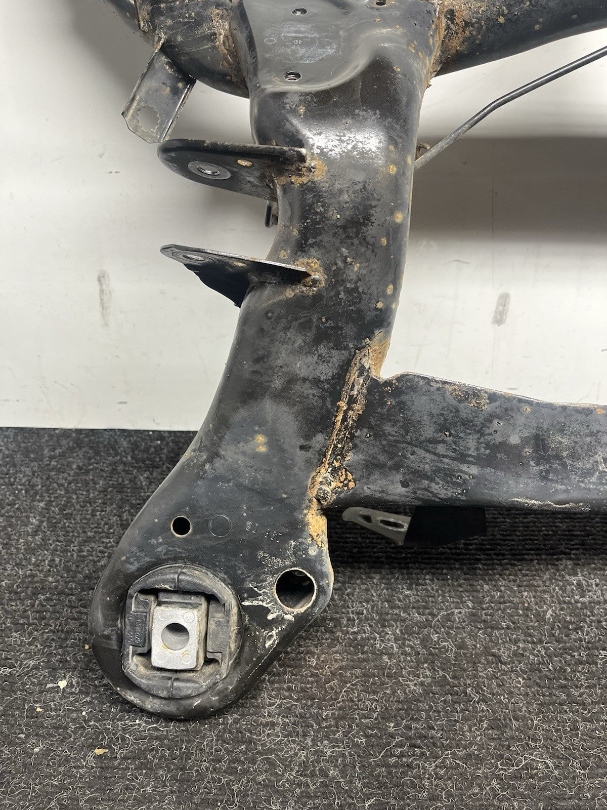 ☑️ 03-13 BMW E90 E92 E93 335I Rear Axle Subframe Crossmember Cradle Carrier OEM