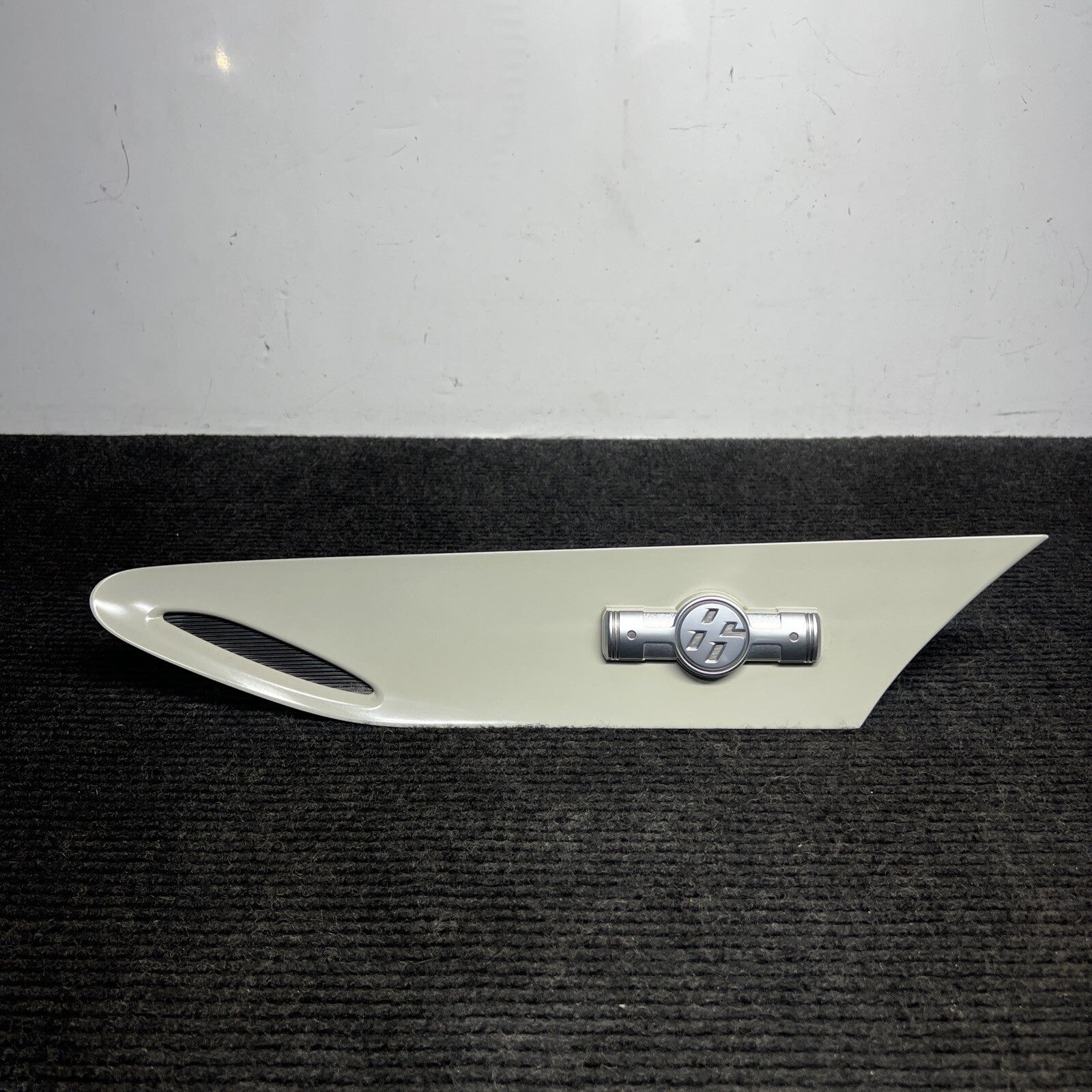 ☑️ 2013- 2019 Scion FRS Release Series 2.0 Left Driver Side Fender Garnish OEM