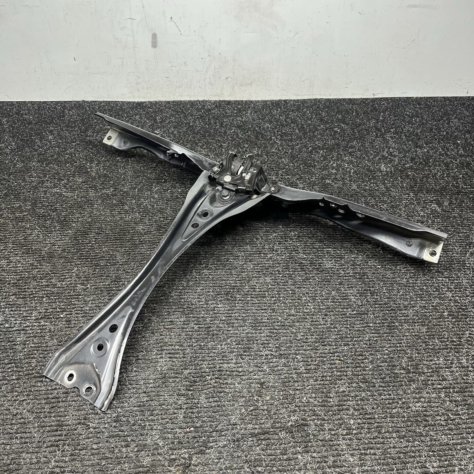 ☑️ 2013-2019 Subaru BRZ Scion FRS Radiator Upper T Bar Bracket OEM