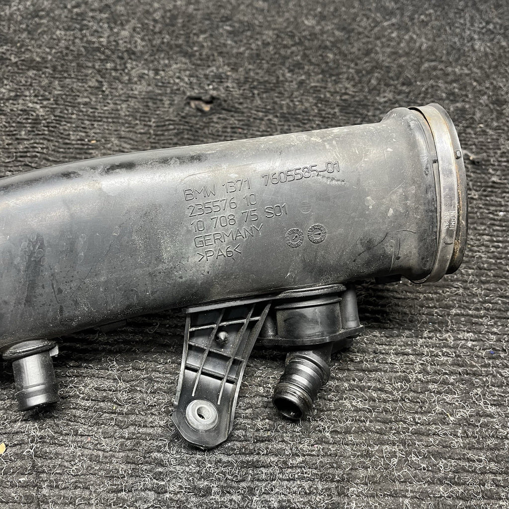 ☑️ BMW F15 X5 X6 35i 3.0L Air Intake Cleaner Duct Tube 7605585 OEM