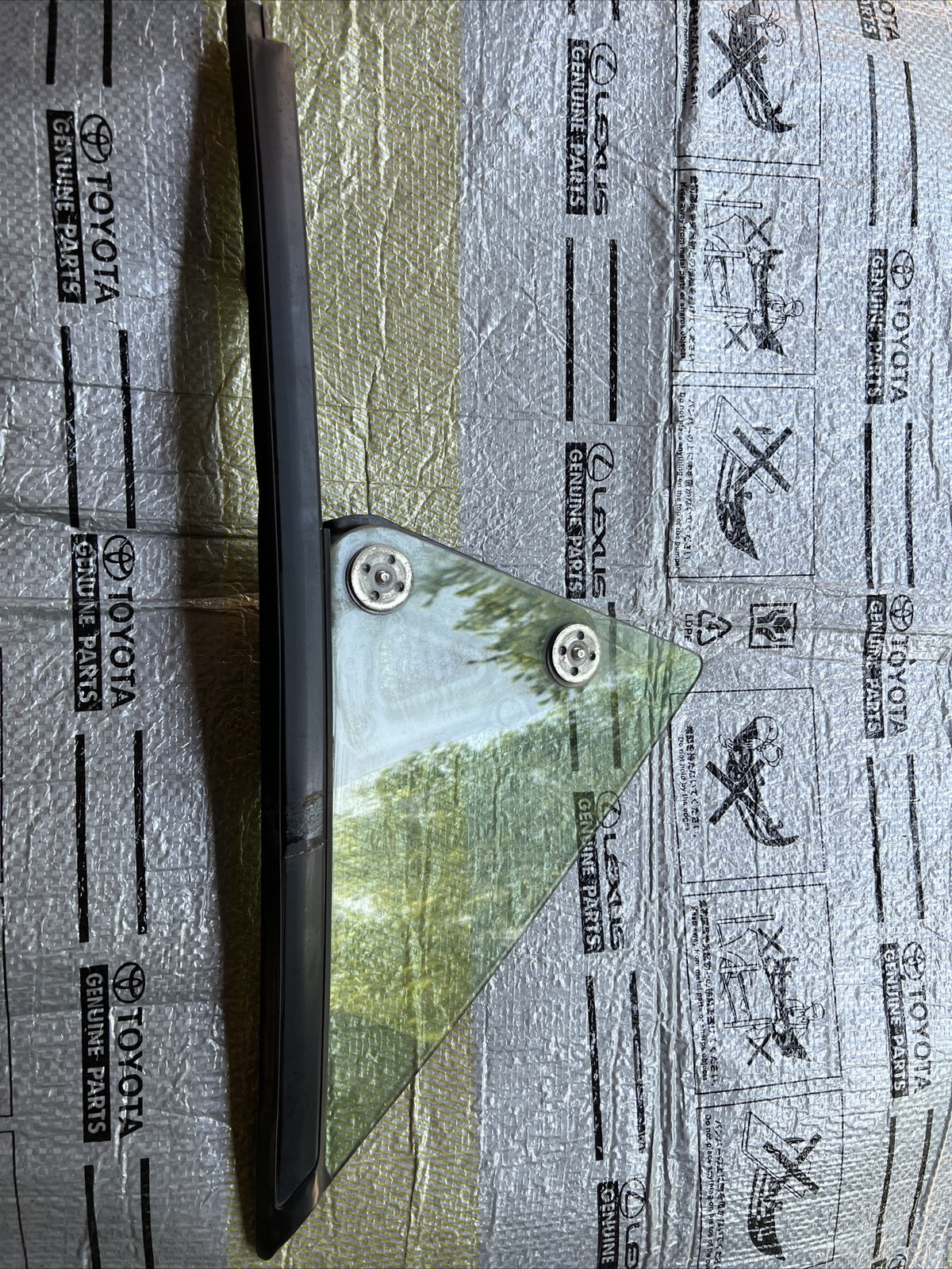 2020 Subaru BRZ Toyota 86 FRS RH Left Driver Side Door Flag Window OEM