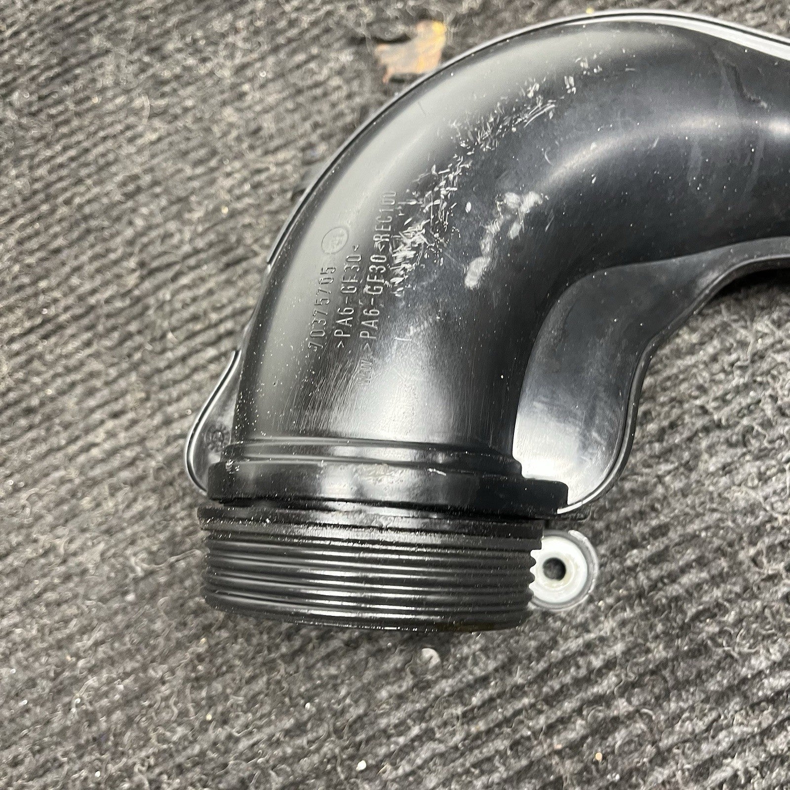 ☑️ 07-13 BMW E90 E92 335i Engine Air Intake Duct Hose Tube Pipe 13717599290 OEM