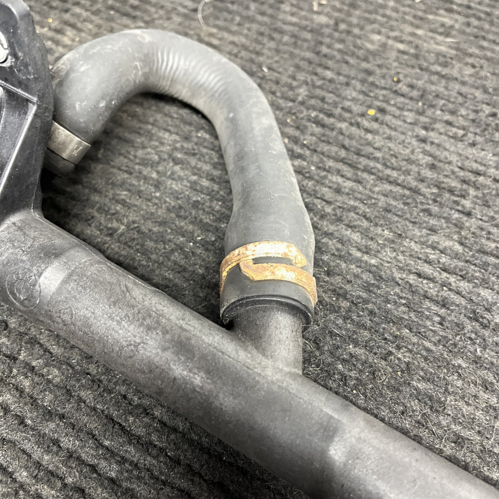 ☑️ 09-16 OEM BMW E89 Z4 35i DCT Radiator N54 Engine Coolant Pipe Hose Lower