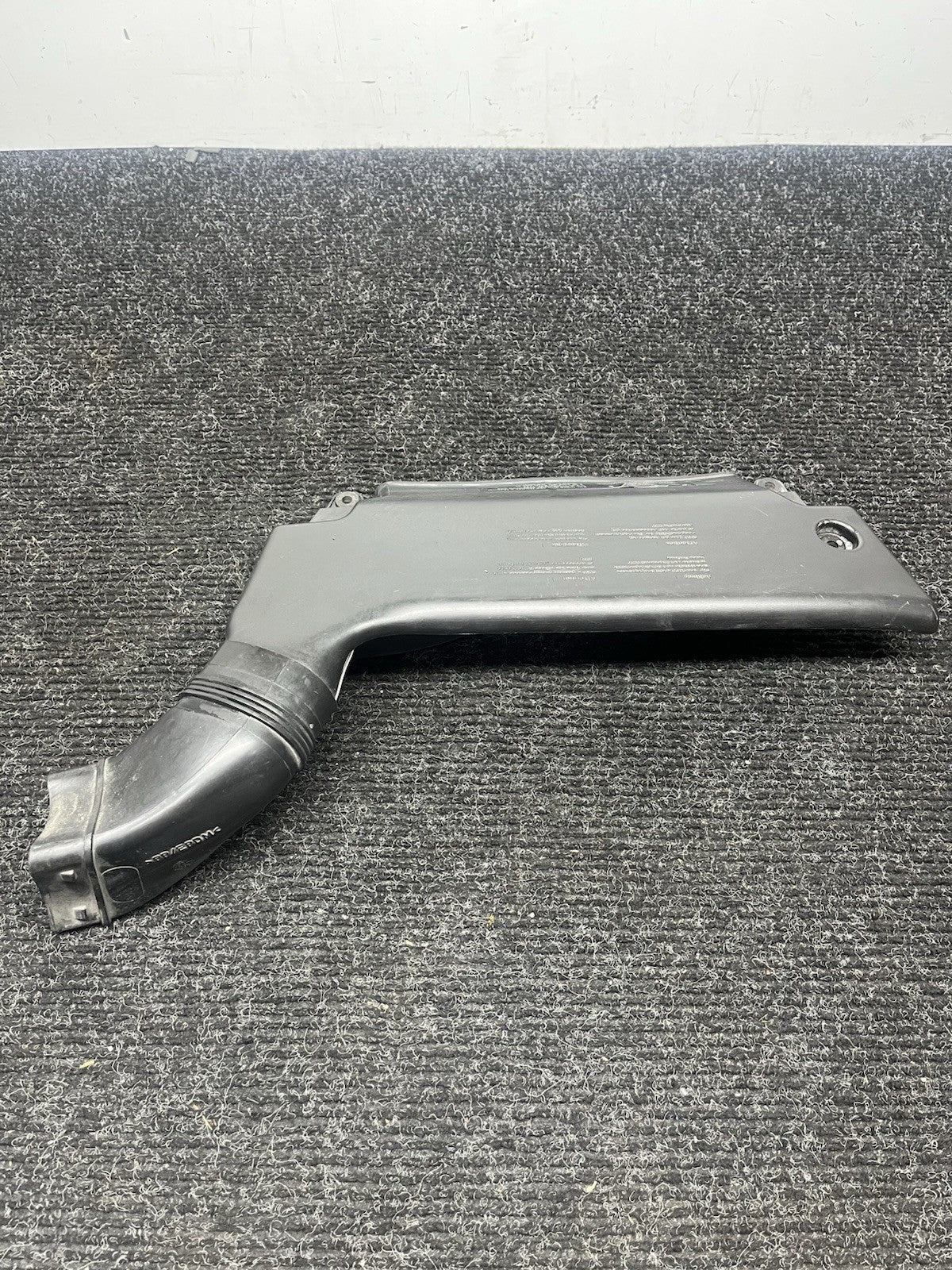 ☑️ 01-06 BMW E46 325i 325ci 330i 330ci 330xi Upper Radiator Air Duct OEM