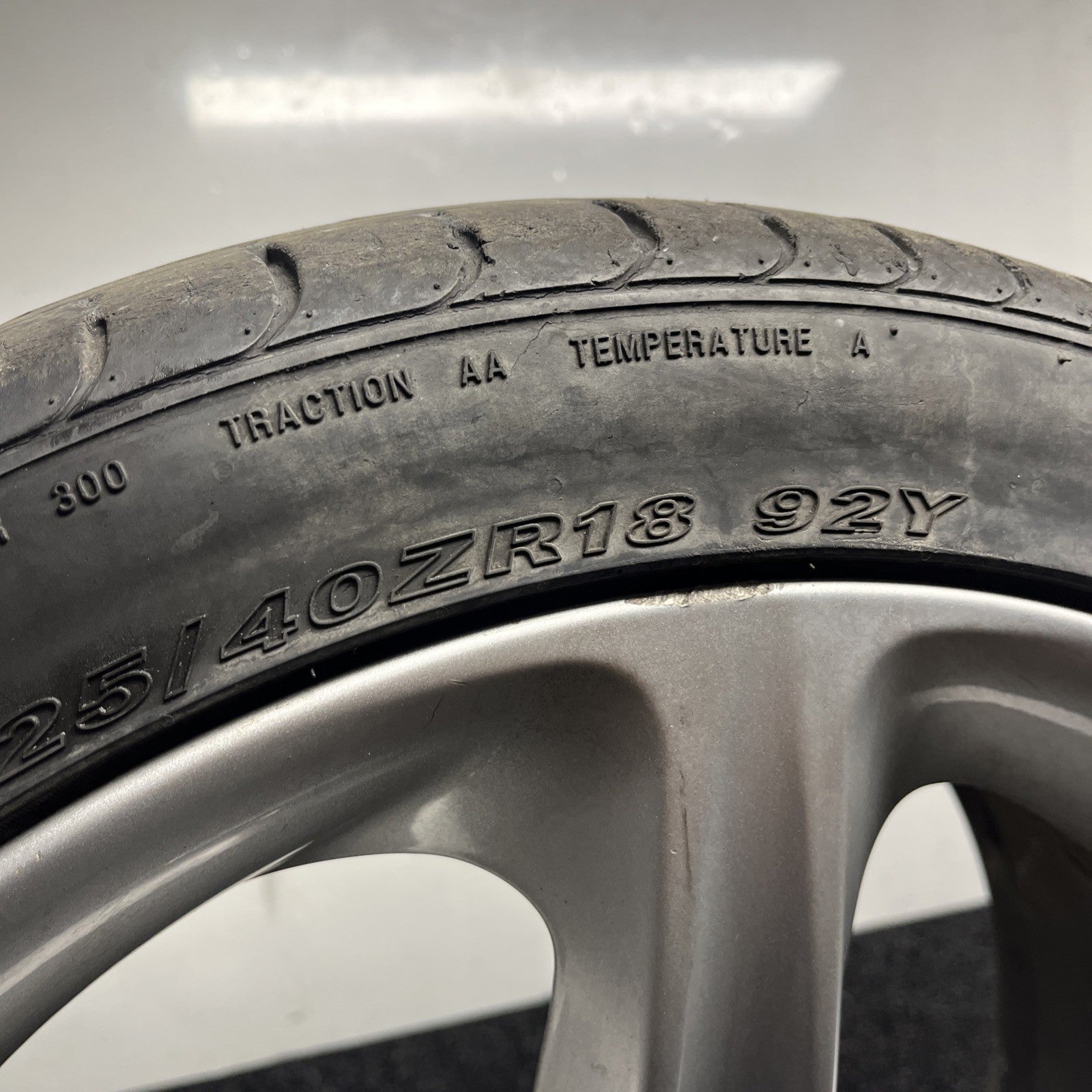 ☑️ 04-07 BMW E81 E82 E88 18" J 7.5 FRONT WHEEL STYLE 264 W/ TIRE 225/40R18