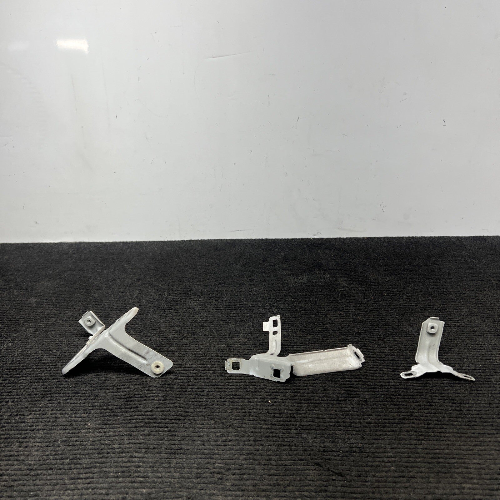 ☑️ 14-20 OEM BMW F22 F23 230 M235 Front Left Fender Wing Holder Brackets SET (3)