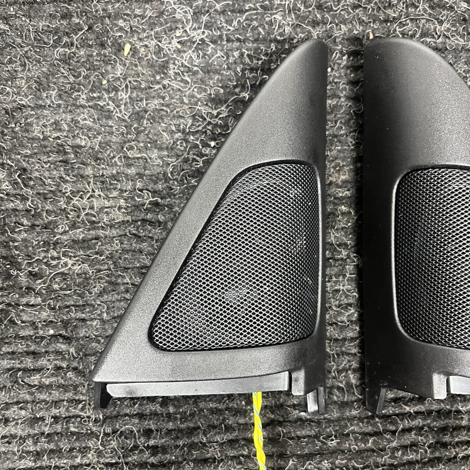 ☑️ 07-13 OEM BMW E92 E93 335 M3 Front Left Right Door Tweeter Speaker Cover SET