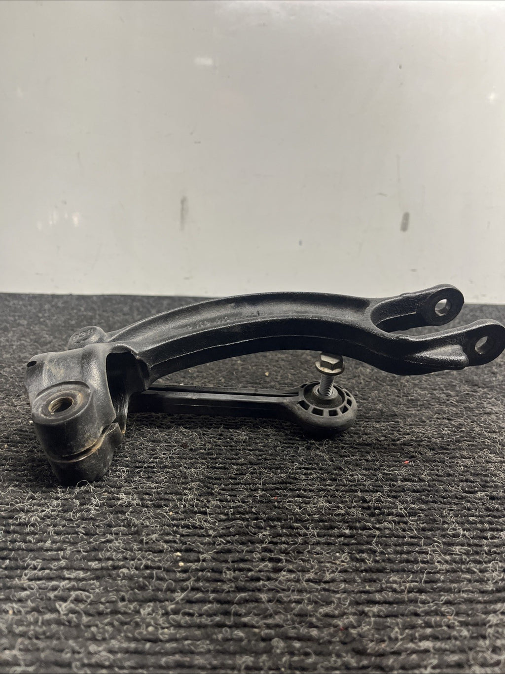 ☑️ 12-18 OEM Audi A6 A7 S6 S7 Front Right Passenger Side Strut Fork Mount