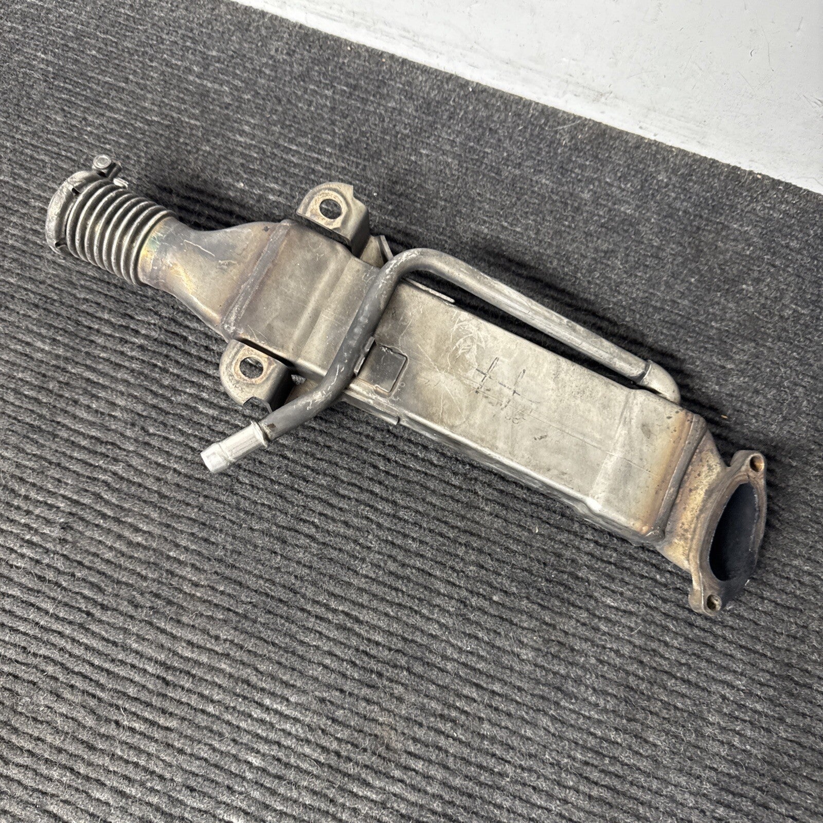 ☑️ 09-13 Bmw E70 X5 Turbo Diesel Engine Exhaust Charge EGR Cooler Unit Oem