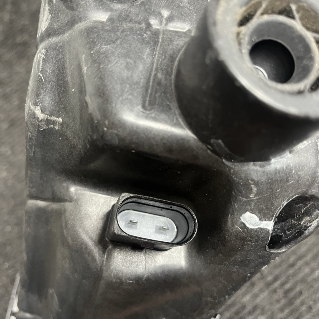 ☑️ 2014-2020 BMW 440i F36 Coolant Expansion Tank Reservoir 8677649