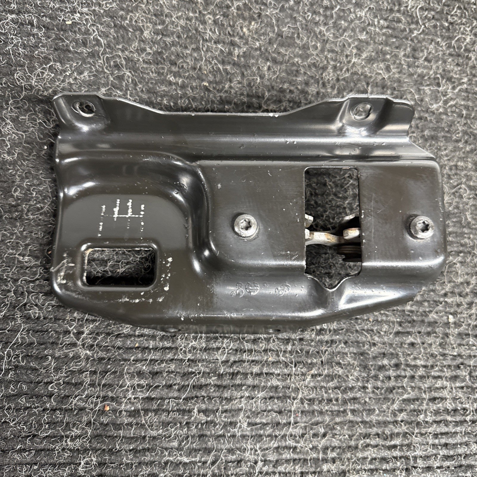 ☑️ 08-13 BMW E82 E88 135i 128i Hood Latch Release 1859512007