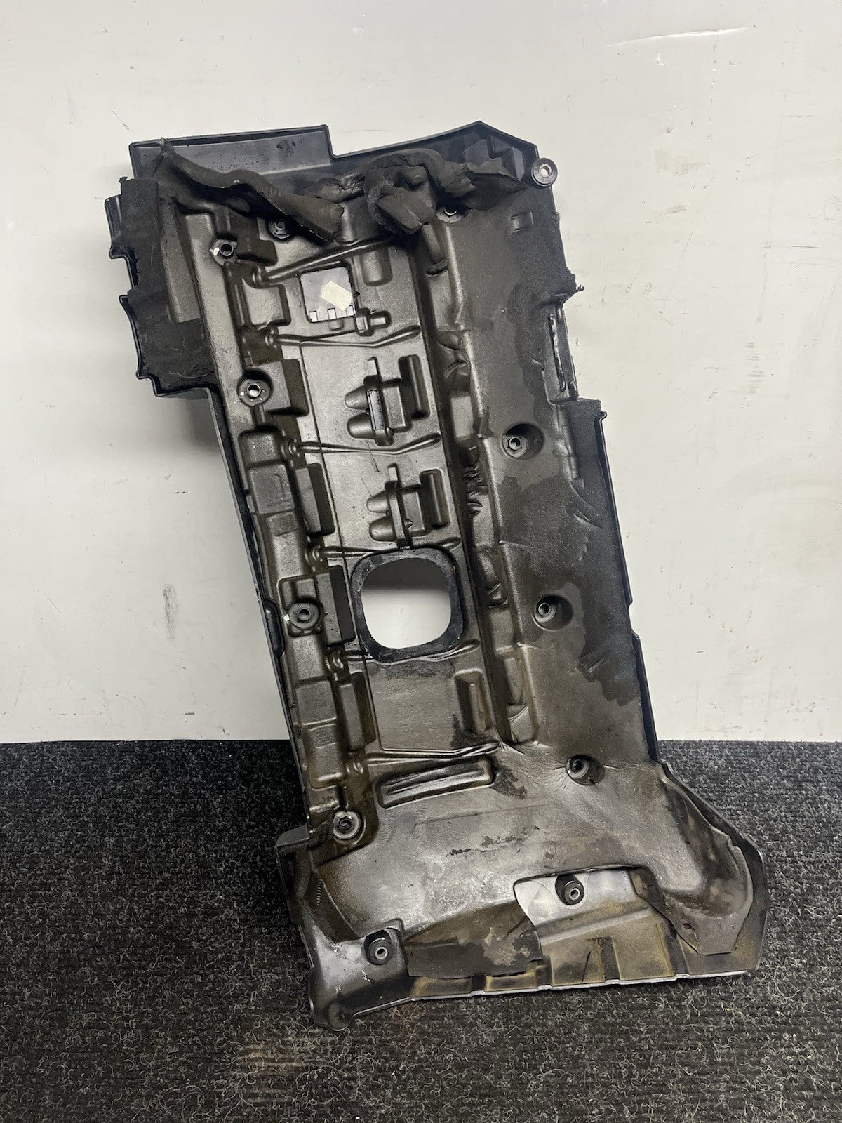 ☑️ OEM BMW E88 E90 E92 E93 Engine Cover N54 Head Cylinder Ignition Coil Covering