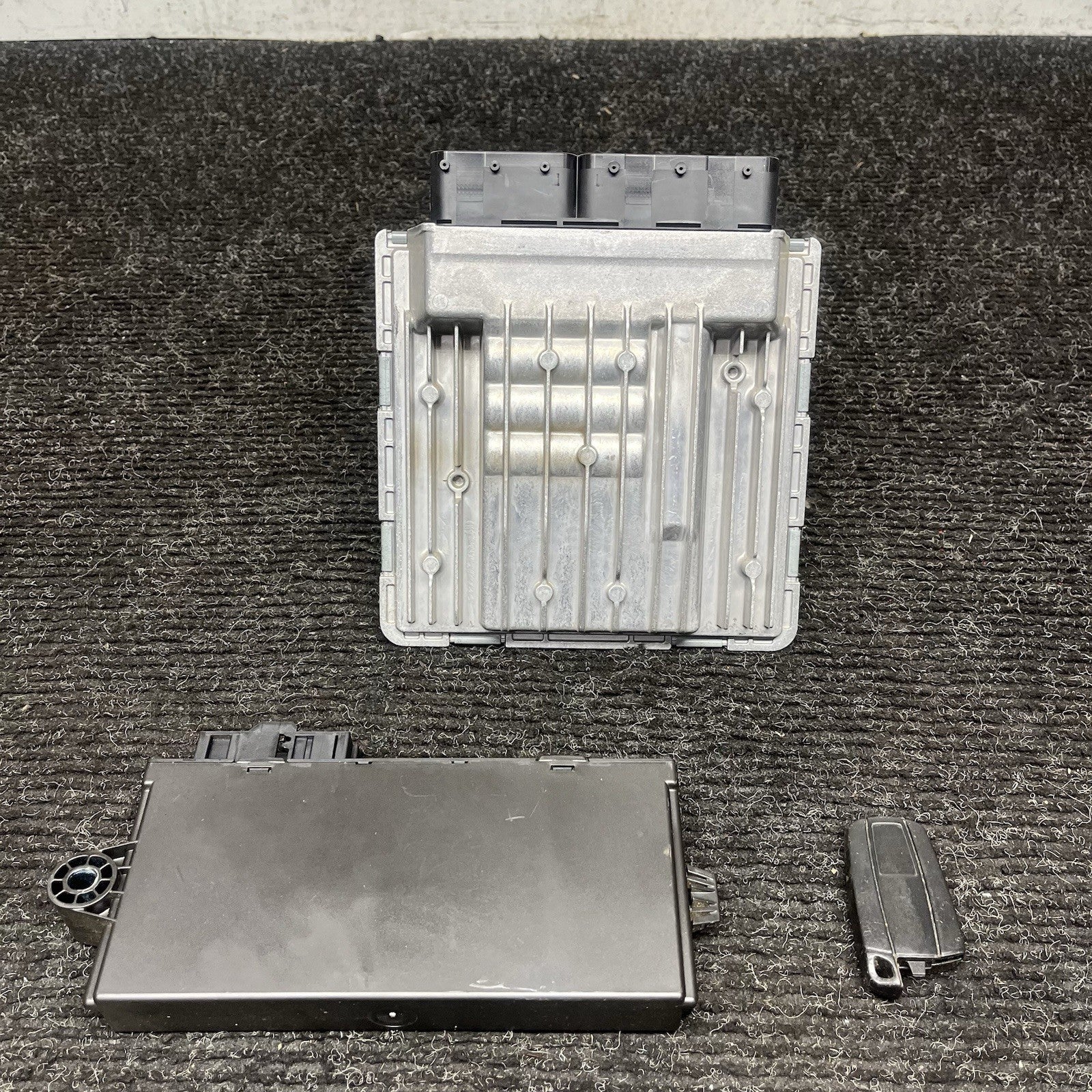 ☑️ BMW 328I 128I E90 E92 E93 E82 N52 ENGINE ECU SET DME MSV80 CAS3 KEY 7639564