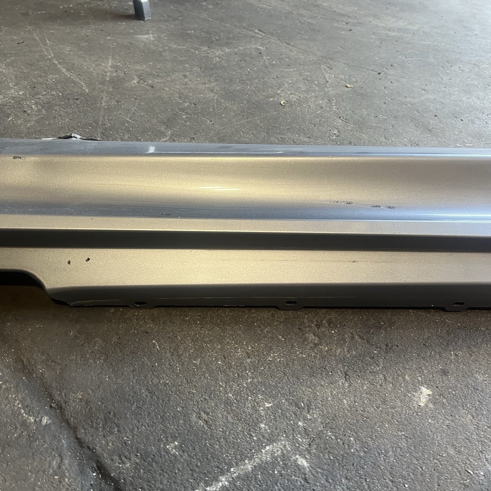 ☑️ 07-13 OEM BMW E92 E93 M3 Right Passenger Side Skirt Rocker Panel Space Gray