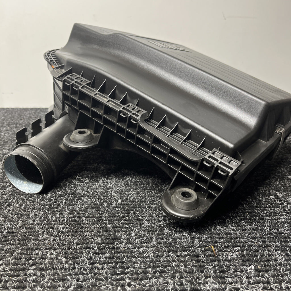 ☑️ 07-13 OEM BMW E82 E88 E90 E92 E93 335 N54 AirBox Air Box Filter Housing