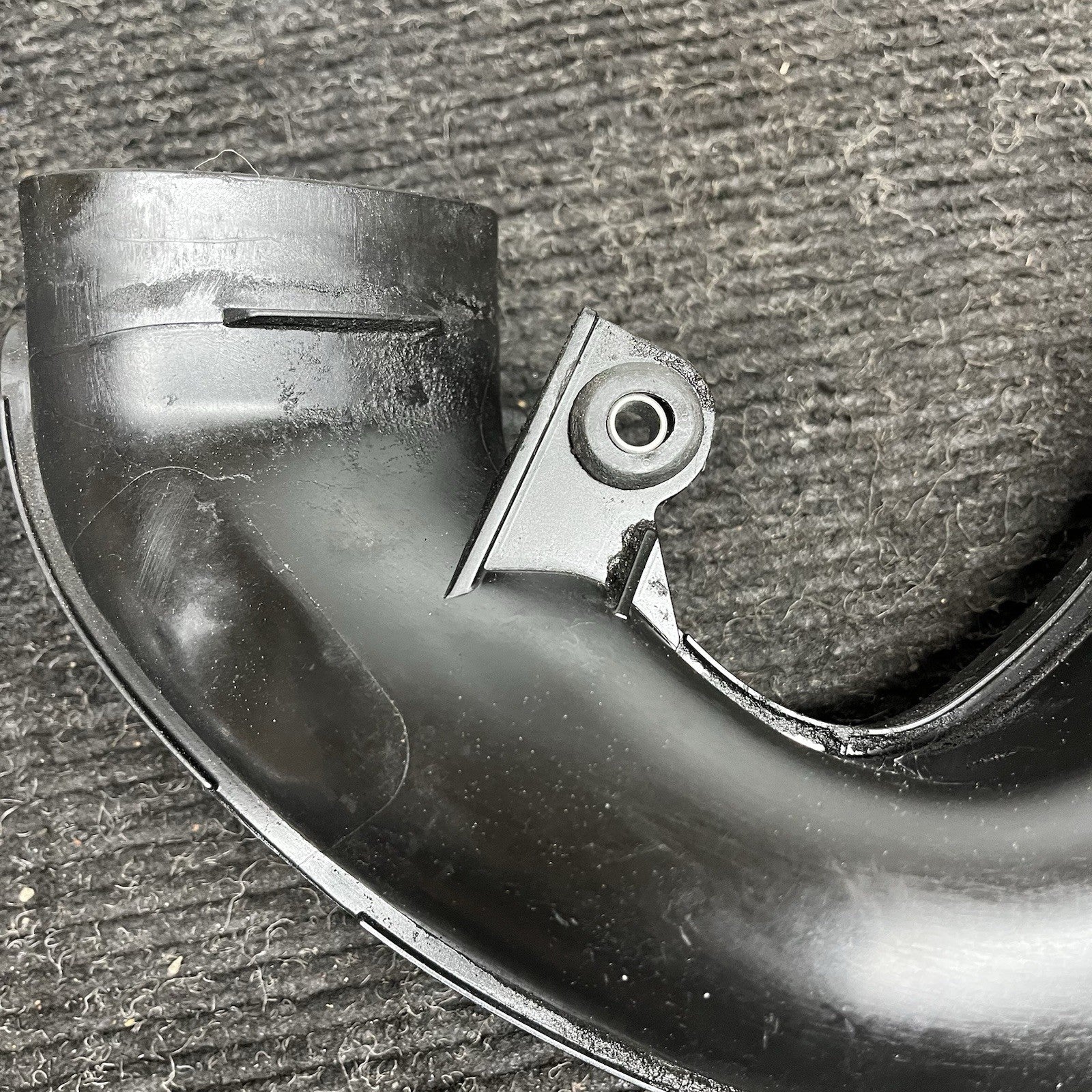 ☑️ 2014-2018 BMW X5 F15 Upper Intercooler Air Hose Pipe Tube 235576 OEM