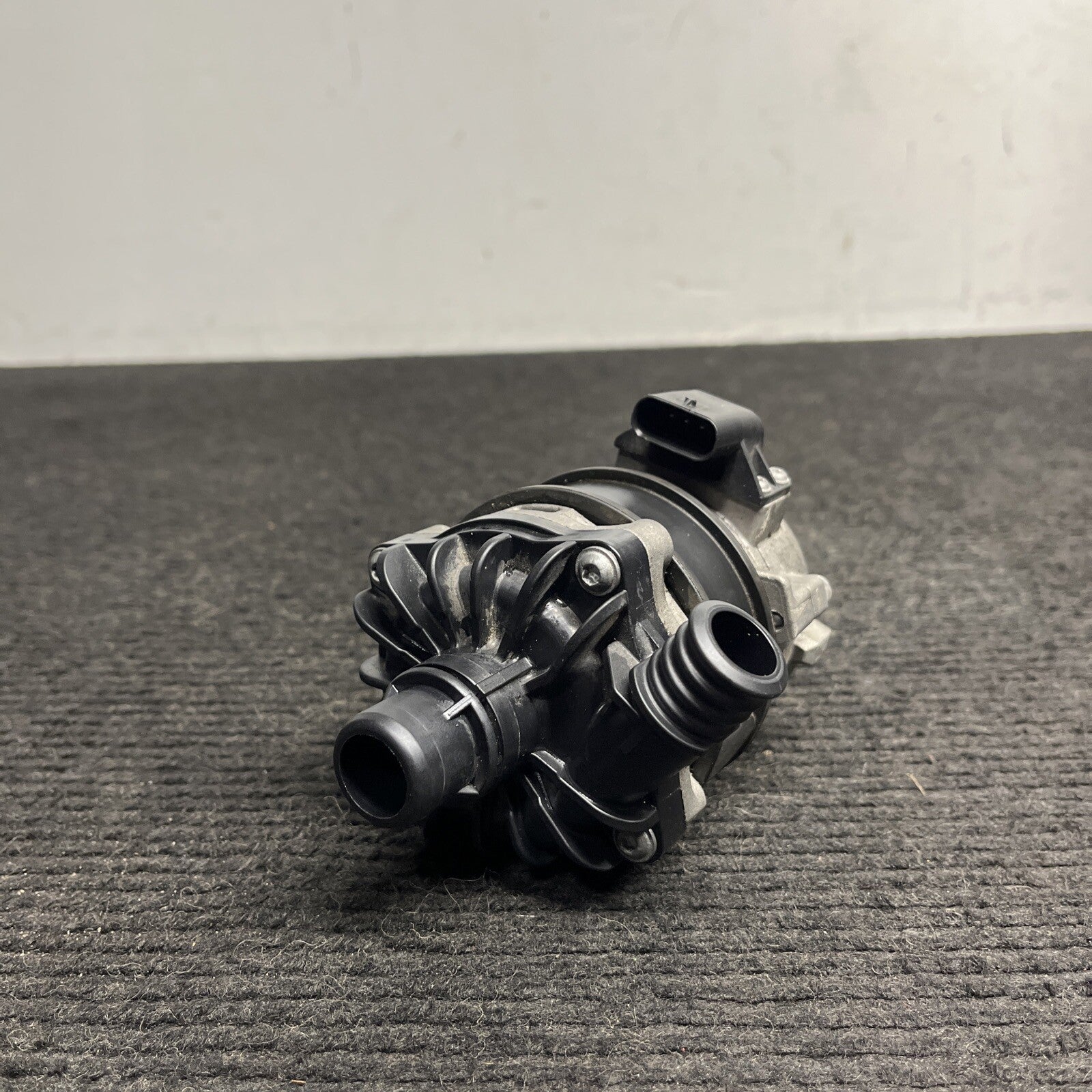 ☑️ 12-16 OEM BMW F22 F30 F34 F32 F36 M235 Auxiliary Electric Water Pump N55
